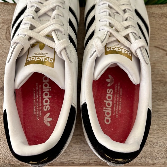 Adidas Originals Superstar Heart Logo White And Black Sneakers - Picture 12 of 14